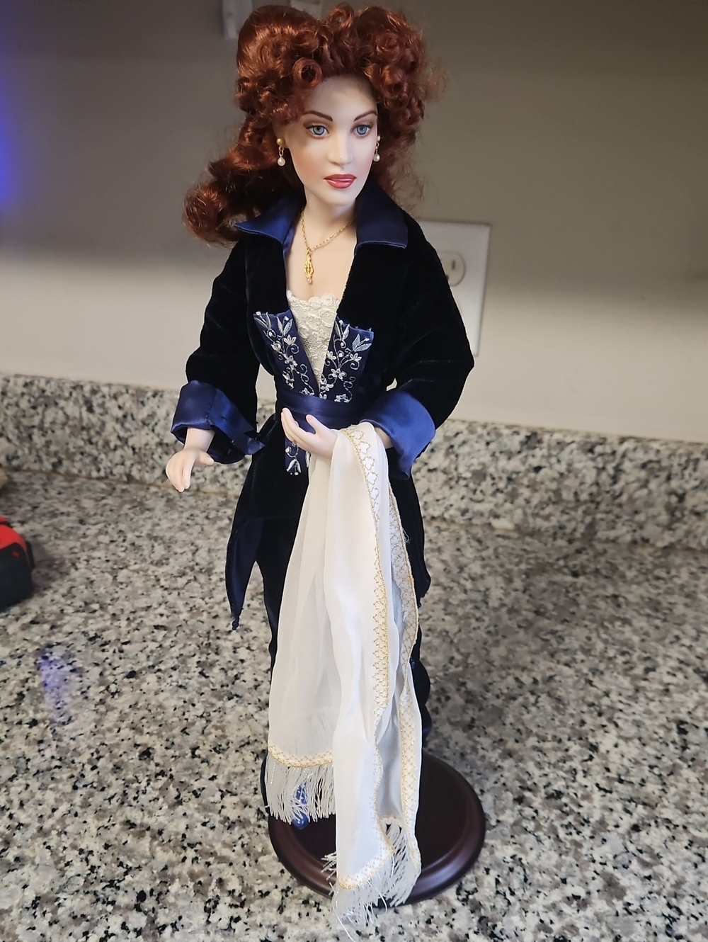 Vintage Franklin Mint Porcelain Rose Movie Titanic Collectors Fashion Doll 18"